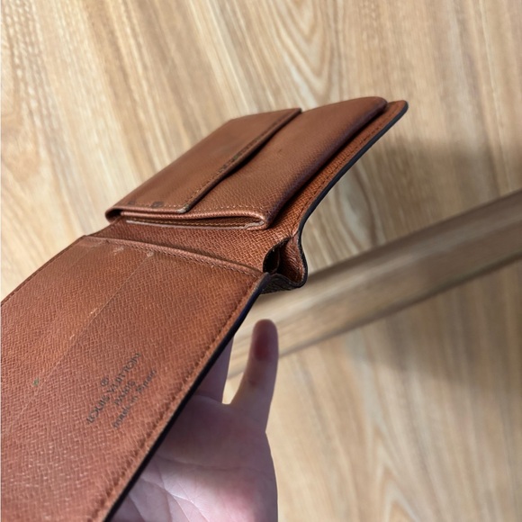 Auth Louis Vuitton Monogram Portefeiulle Marco Bifold Wallet - Picture 8 of 11